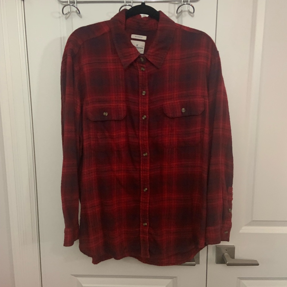 XL 🍓 American Eagle Flannel Red Oversized Destroyed